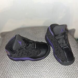 Girls shoes Jordan’s 8c